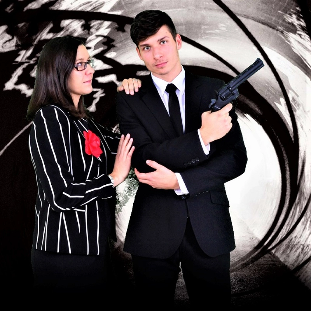 Image - Christmas Party á la James Bond